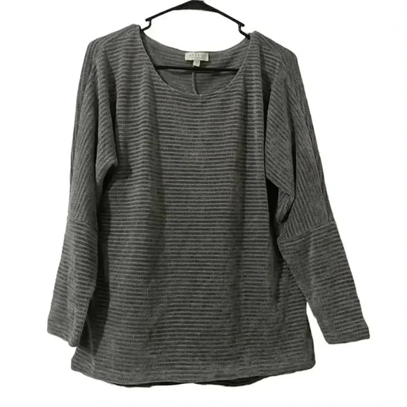 Status by Chenault Sweater Size L  - Picture 2 of 6